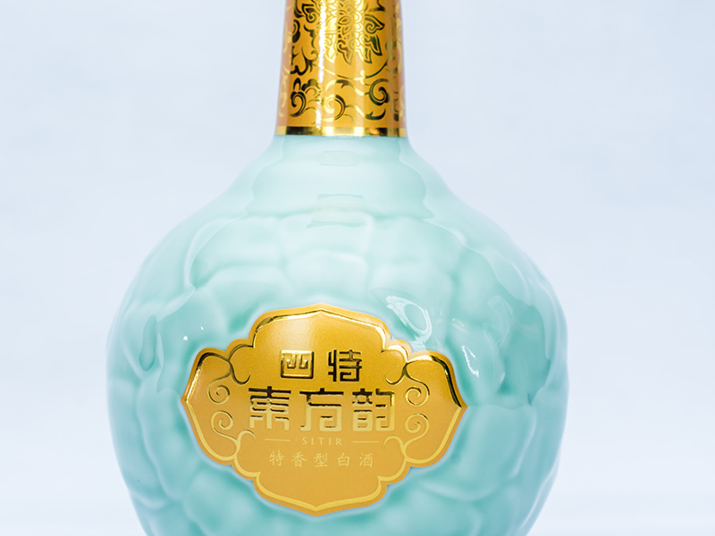 白酒幾乎都采用玻璃瓶包裝的真正原因